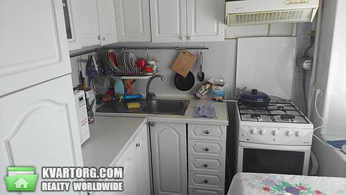 Rent out 3-room apartment. Киев, Тычины — photo 1