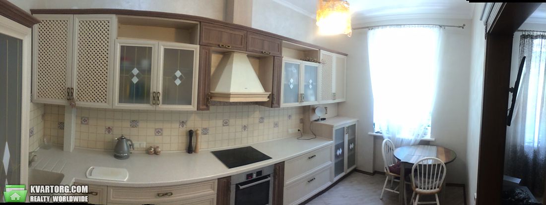 Rent out 3-room apartment. Киев, Кожемяцкая — photo 1