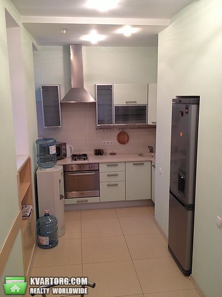 Sell 2-room apartment. Киев,  Богдана Хмельницкого — photo 9