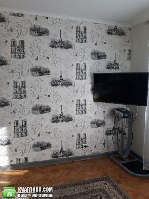 Sell 2-room apartment. Киев,  Лесной пр — photo 1