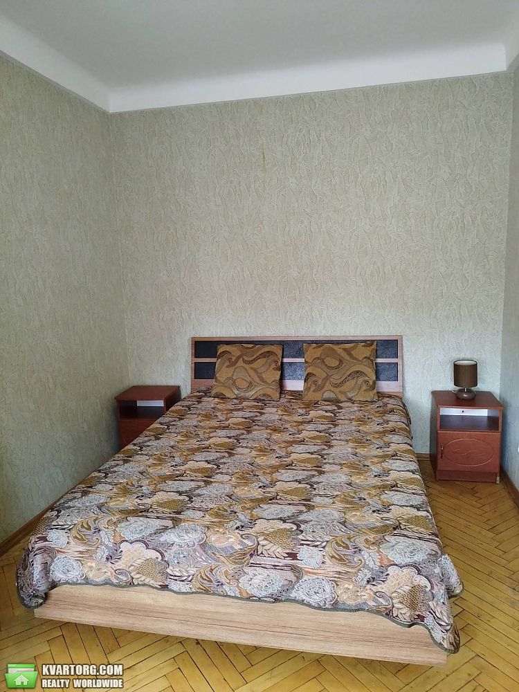 Rent out 2-room apartment. Киев, Шевченко бульвар — photo 5