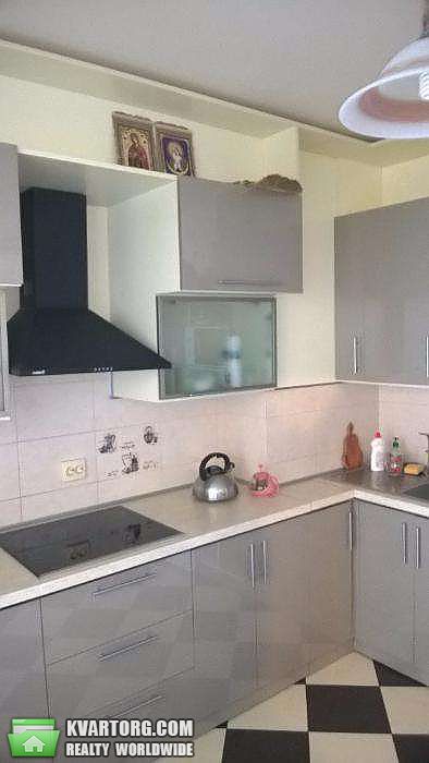 Sell 3-room apartment. Киев,  Урловская — photo 1