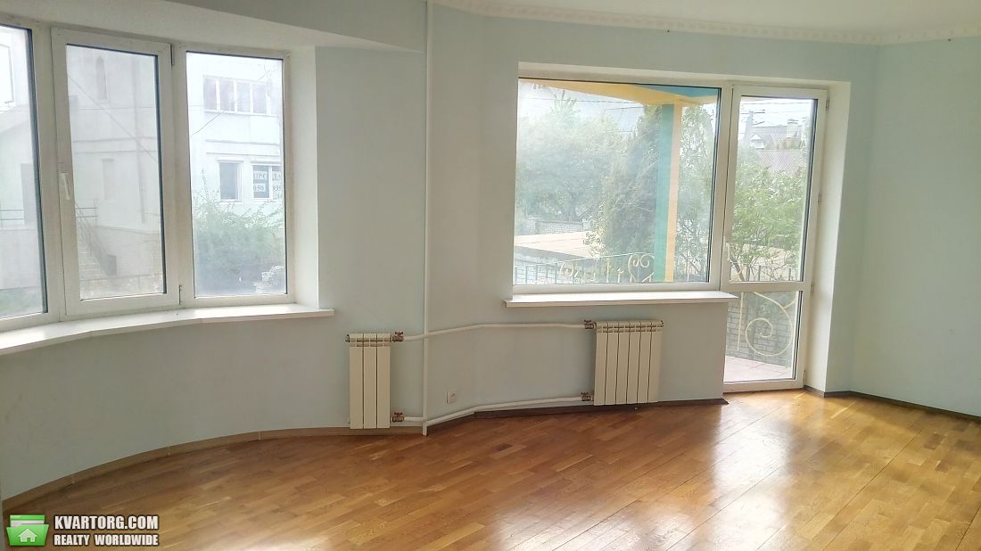Rent out house. Киев,  Яблоневая — photo 4