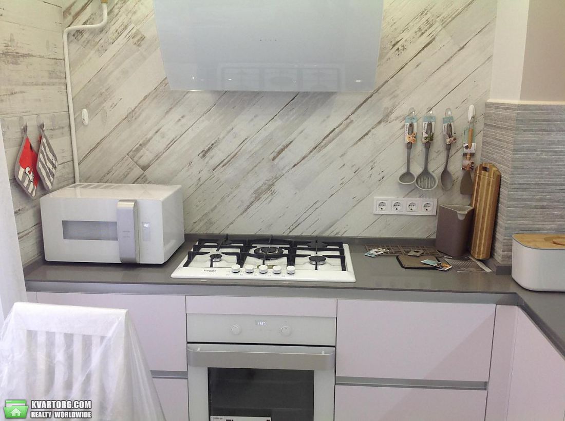 Rent out 3-room apartment. Киев,  Василевской — photo 2