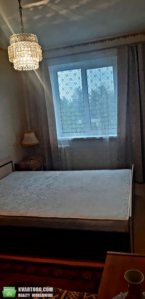 Rent out 2-room apartment. Днепропетровск,  Осенняя — photo 2