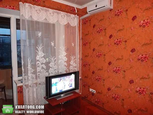 Rent out 2-room apartment. Киев, Федорова Ивана — photo 10