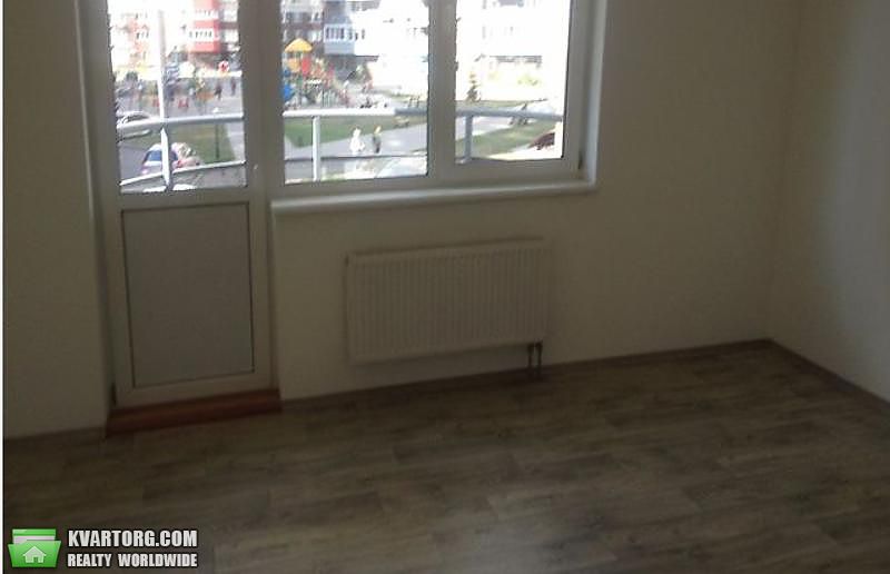 Rent out 3-room apartment. Киев,  Ломоносова — photo 2