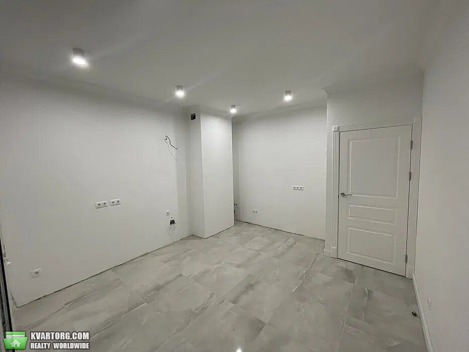 Sell 2-room apartment. Киев,  Липковского — photo 2