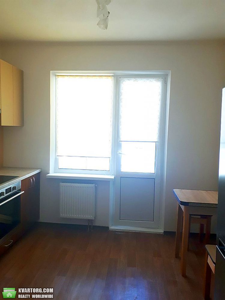 Rent out 2-room apartment. Киев,  Гмыри — photo 7