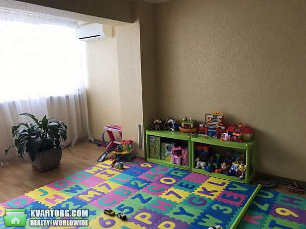 Sell 3-room apartment. Киев,  Автозаводская — photo 4