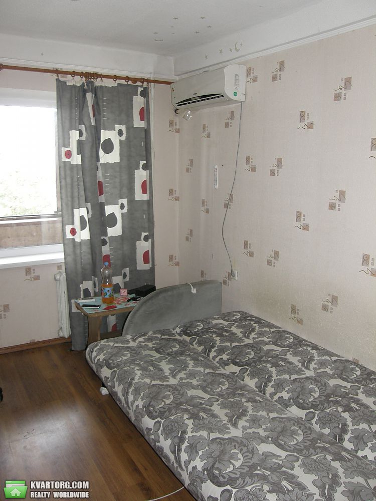 Rent out 1-room apartment. Киев, Жукова — photo 5