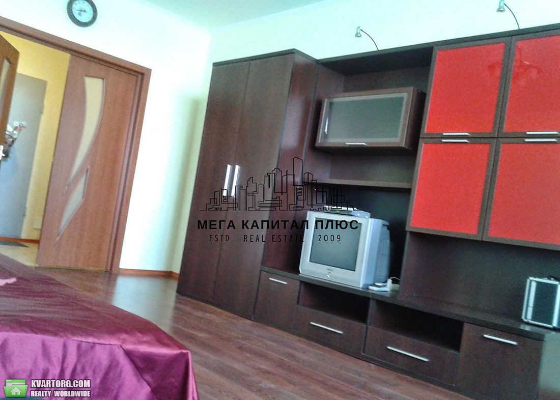 Rent out 1-room apartment. Киев,  Срибнокильская — photo 2