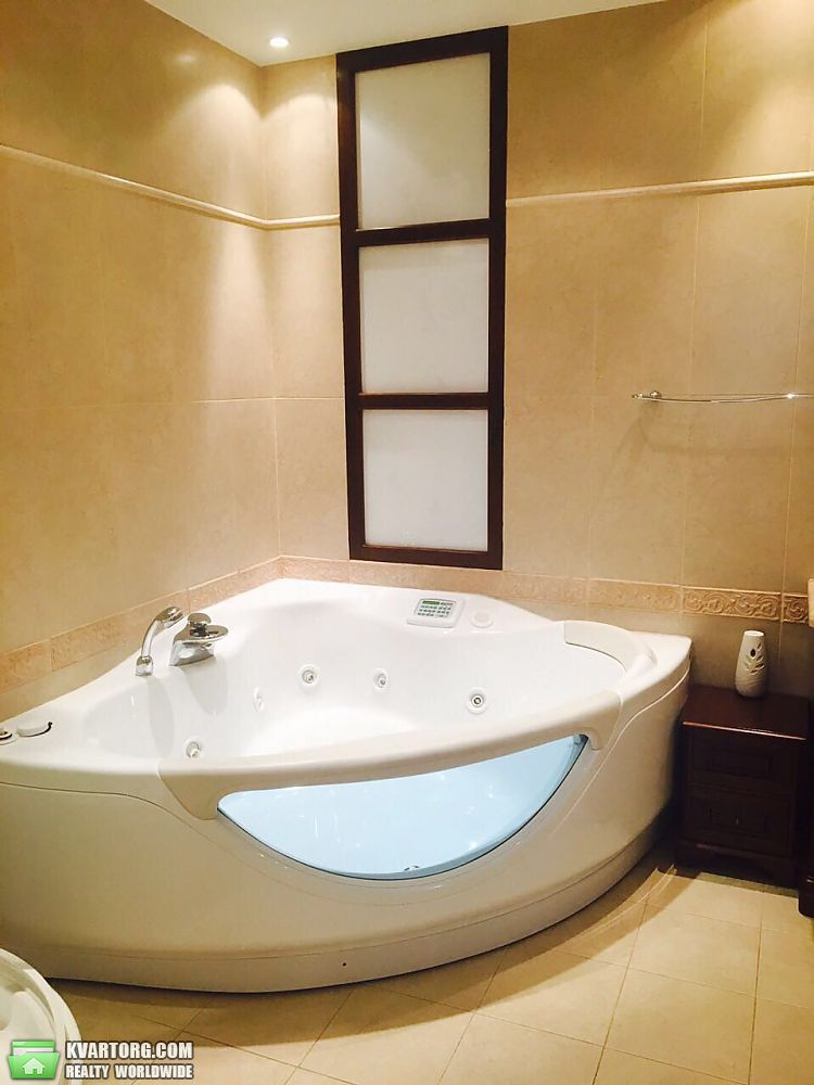 Rent out 4-room apartment. Киев,  Старонаводницкая — photo 5