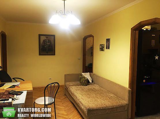 Sell 3-room apartment. Киев,  Ушинского — photo 8