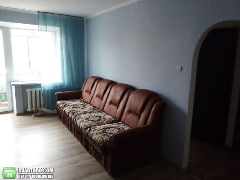 Sell 3-room apartment. Киев,  Вышгородская — photo 2