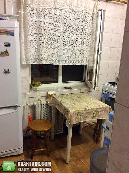 Sell 3-room apartment. Киев,  Курчатова — photo 5