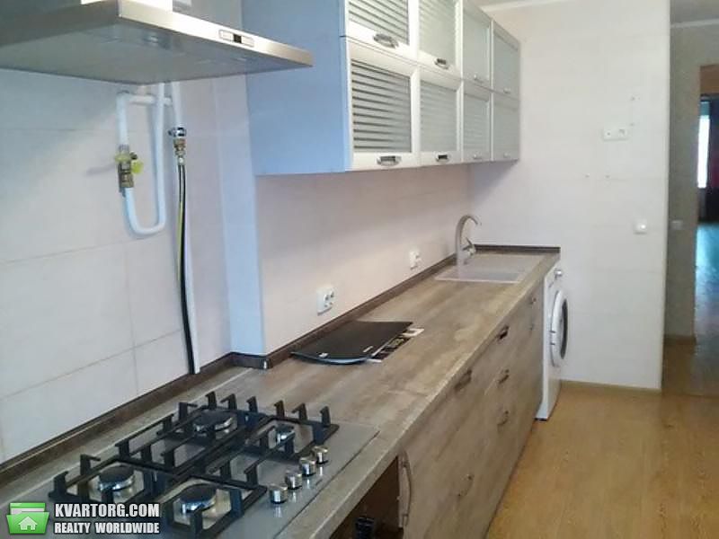 Rent out 2-room apartment. Киев,  Тургеневская — photo 2