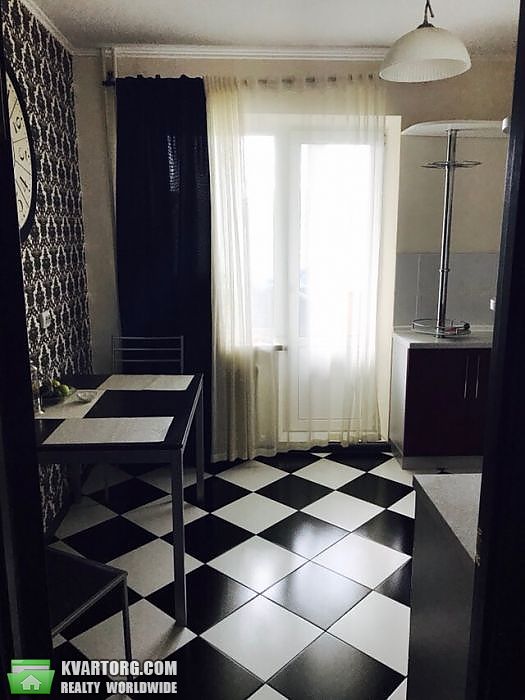 Rent out 1-room apartment. Киев, Вышг — photo 4