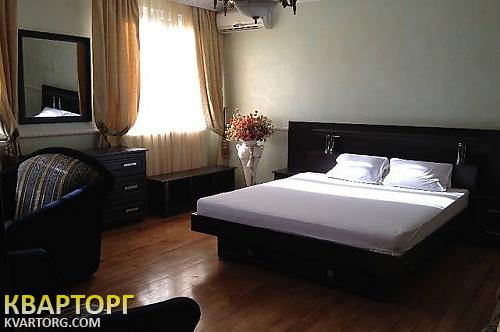 Rent out 3-room apartment. Одесса, Дерибасовская — photo 2