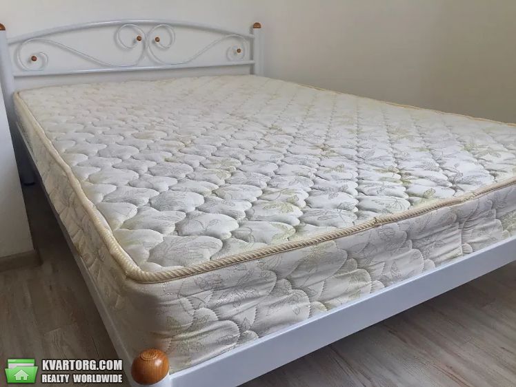 Rent out 1-room apartment. Киев,  Харьковское шоссе — photo 4