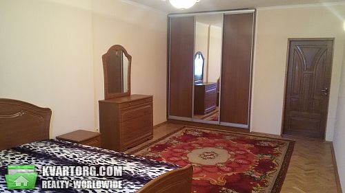 Rent out house. Киев,  Богатырская — photo 9