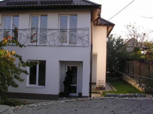 Sell house. Киевская обл., Ленинабадская — photo 1