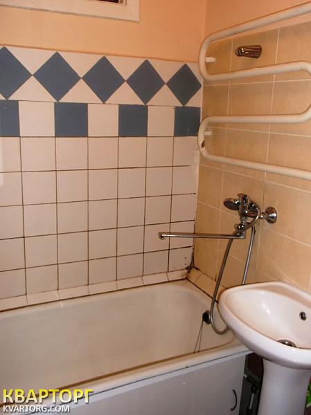 Rent out 1-room apartment. Киев, проспект Гагарина — photo 4