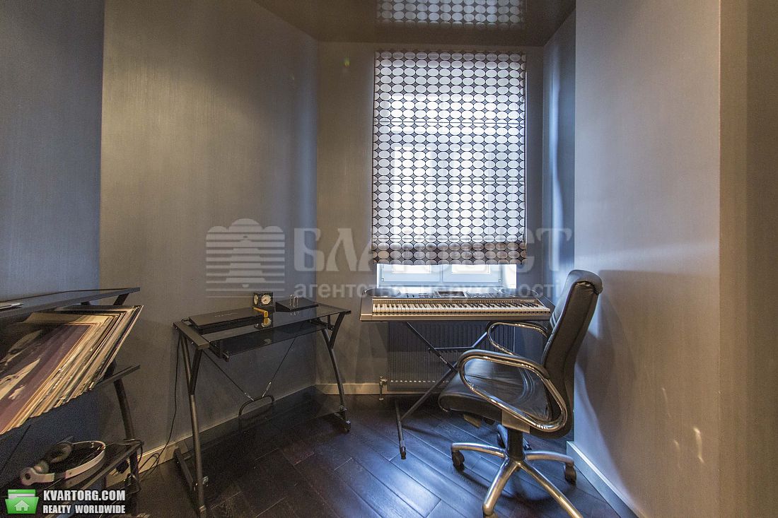 Rent out 4-room apartment. Киев,  Лабораторный пер — photo 3