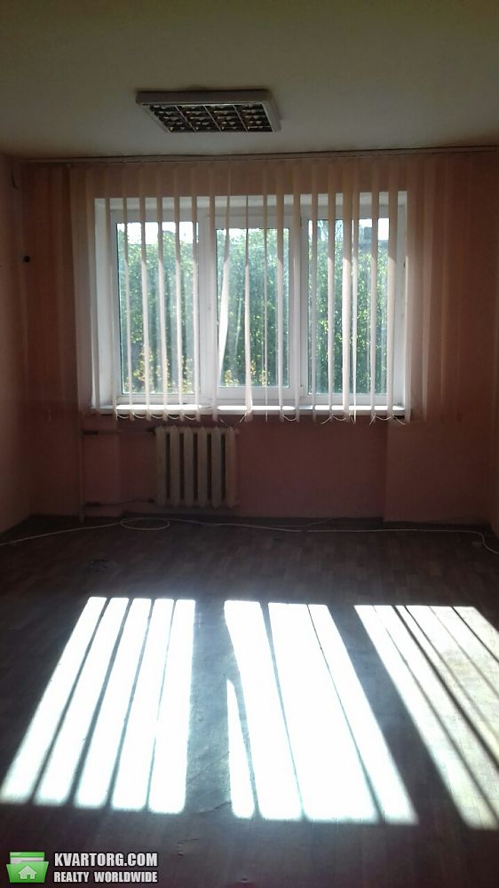 Rent out office. Киев,  Чистяковская — photo 1