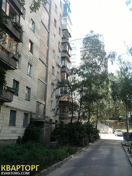 Rent out 2-room apartment. Киев,  Щорса — photo 6