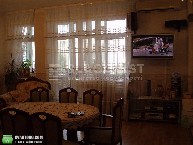 Sell 2-room apartment. Киев,  Воровского — photo 9