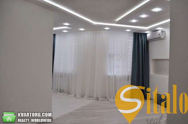 Sell 3-room apartment. Киев,  Ломоносова — photo 1