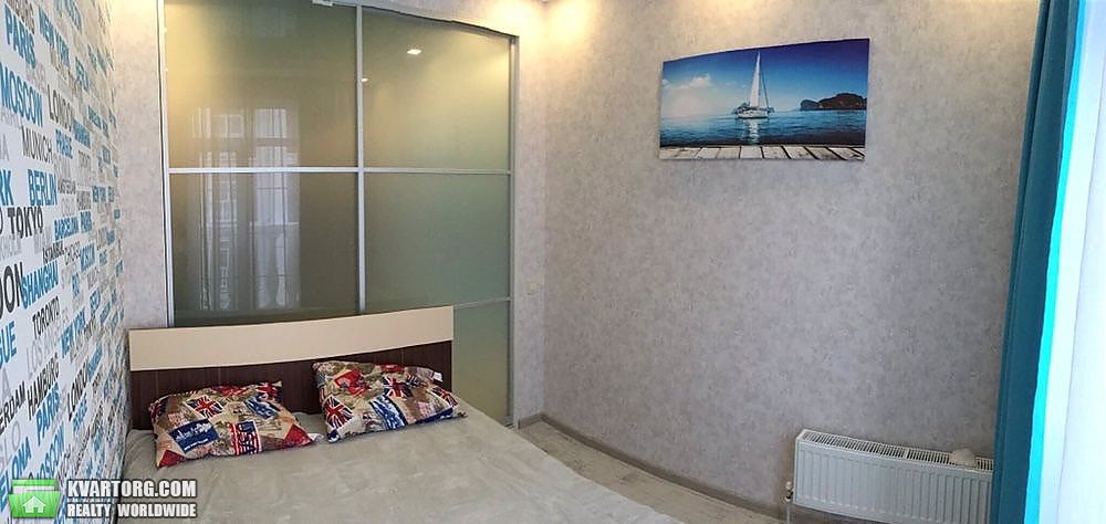 Rent out 1-room apartment. Киев, Луценко ул. — photo 9