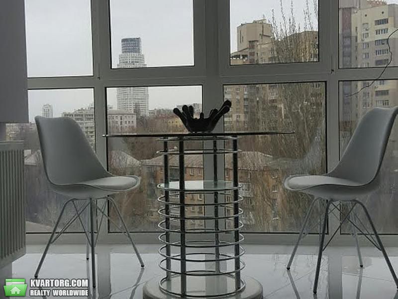 Rent out 2-room apartment. Киев,  Леси Украинки бул — photo 5