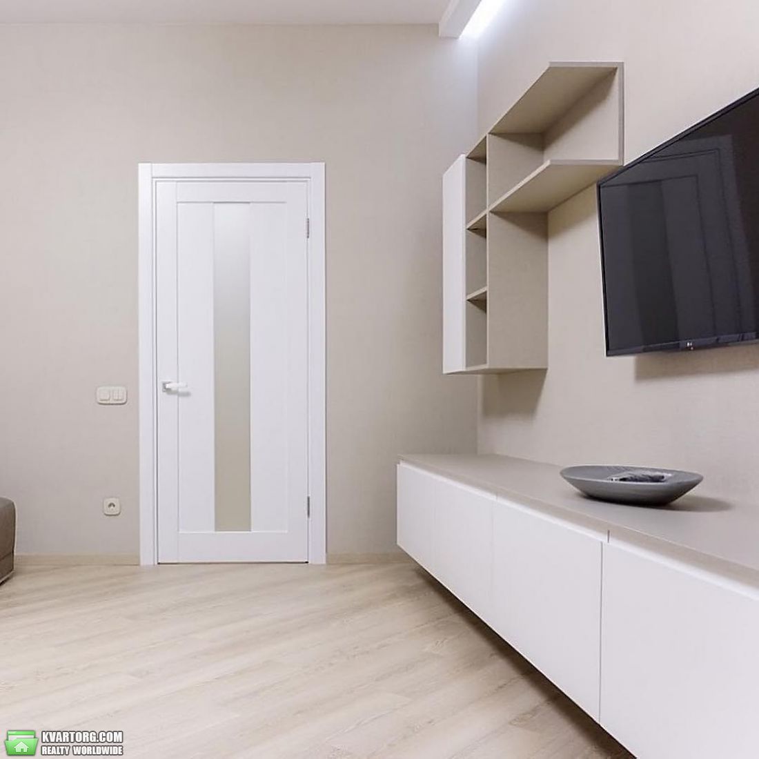Rent out 2-room apartment. Киев,  Кудряшова — photo 9
