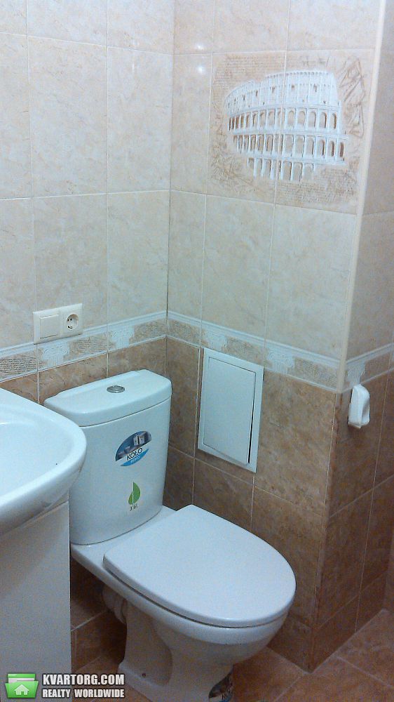 Rent out 2-room apartment. Киев,  Срибнокильская — photo 8