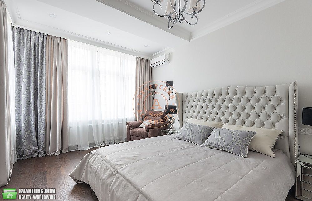 Sell 4-room apartment. Киев,  Драгомирова — photo 1