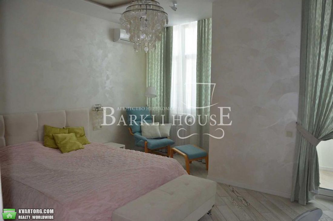 Rent out 4-room apartment. Киев,  Сечевых Стрельцов — photo 4
