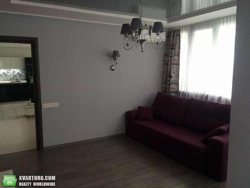 Rent out 3-room apartment. Киев,  Гетьмана — photo 7