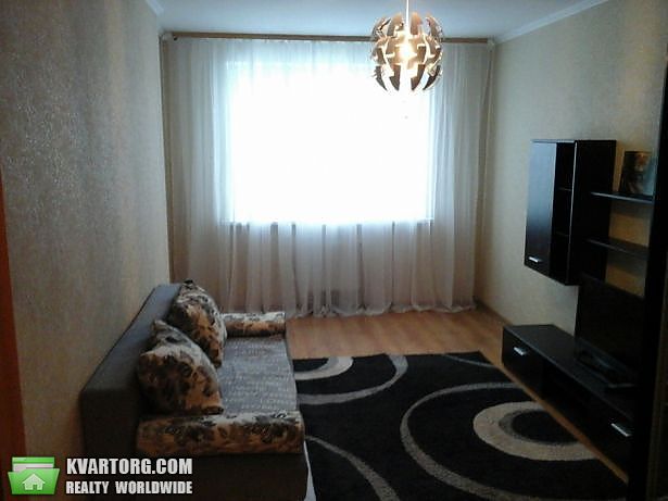 Rent out 2-room apartment. Киев,  Феодосийская — photo 2