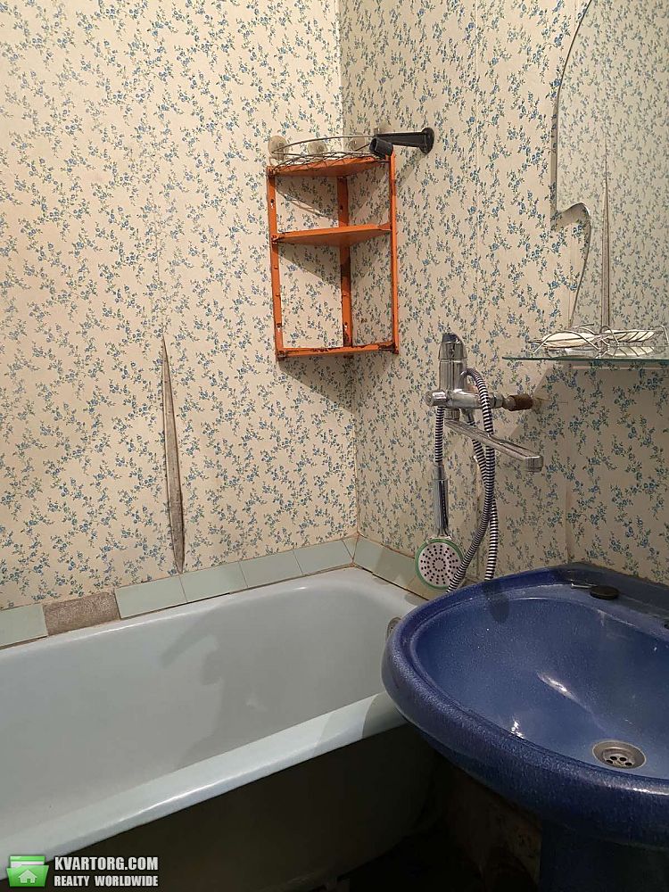 Rent out 2-room apartment. Киев, Милославська — photo 9