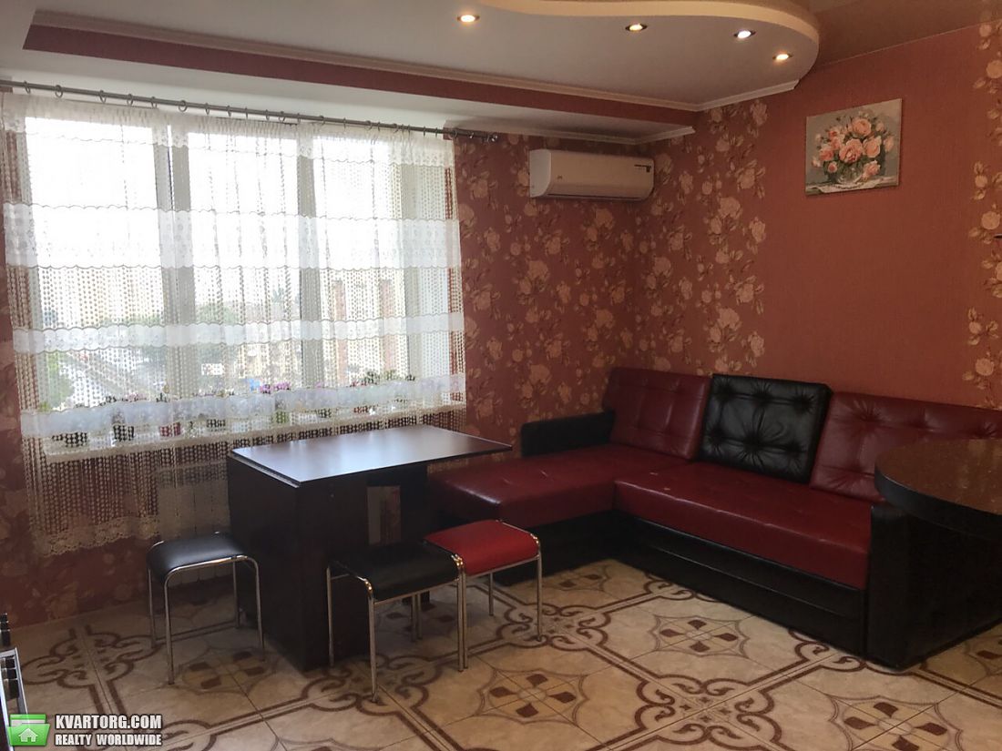 Rent out 3-room apartment. Киев,  Борщаговская — photo 4