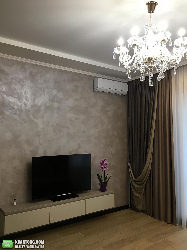 Rent out 2-room apartment. Киев, Ефремова — photo 8