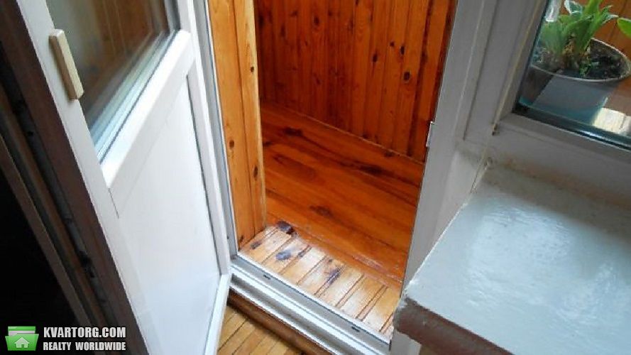 Sell 2-room apartment. Киев,  Дегтяревская — photo 9