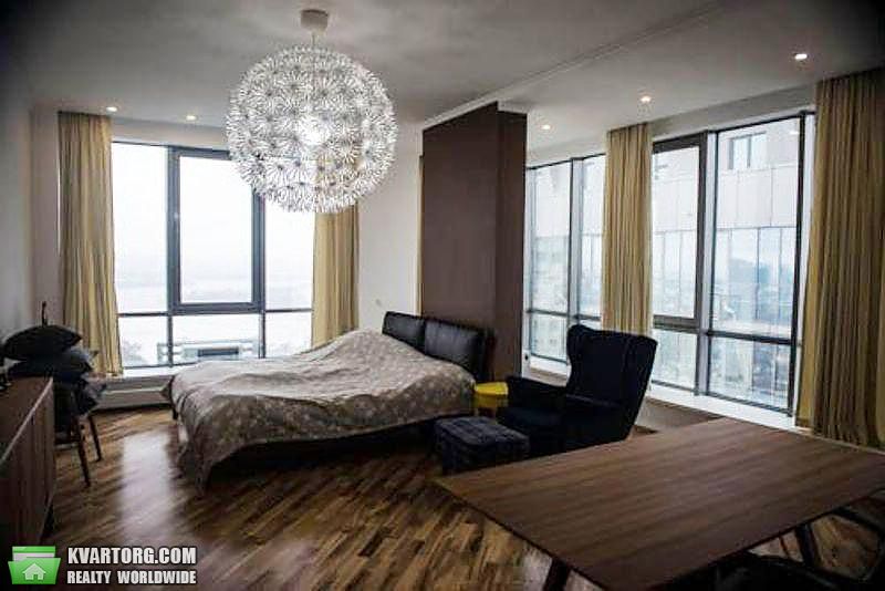 Rent out 3-room apartment. Киев,  Днепровская наб — photo 4
