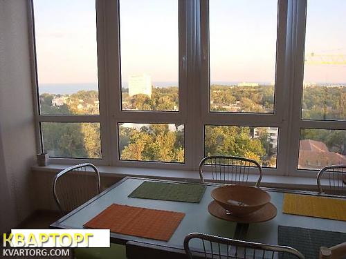 Rent out 2-room apartment. Одесса, Французкий бульвар — photo 2