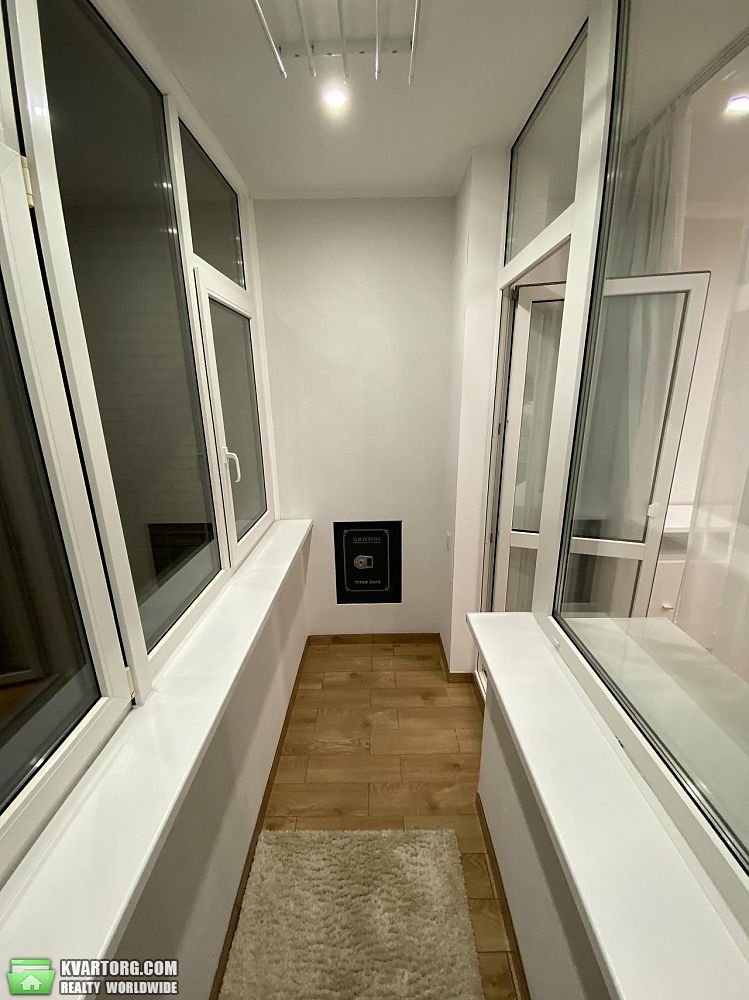 Rent out 3-room apartment. Киев,  Леси Украинки бул — photo 8