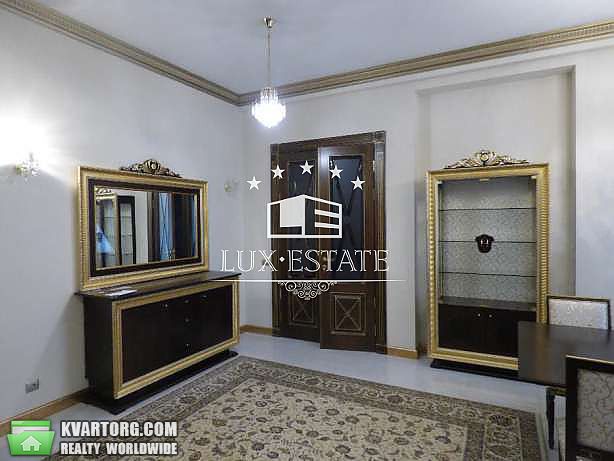 Rent out 3-room apartment. Киев,  Банковая — photo 2