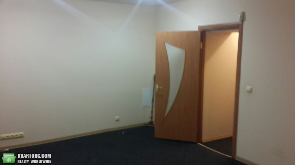 Rent out office. Киев, ул. Франко — photo 1