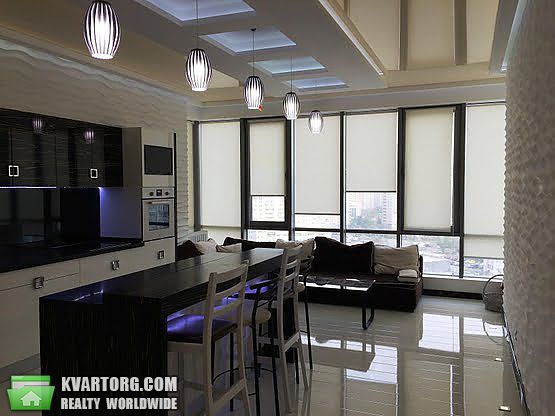 Sell 2-room apartment. Киев,  Днепровская наб — photo 2